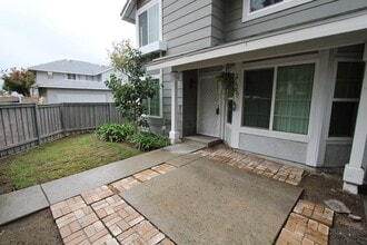 1380 W 48th St in San Bernardino, CA - Building Photo - Building Photo