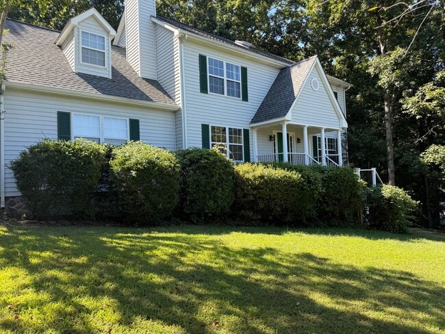 1721 Honeysuckle Ln in Charlottesville, VA - Building Photo - Building Photo