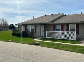 212 S Silverwood Ln in Goshen, IN - Building Photo