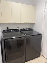 9040 Dupont Pl in Wellington, FL - Building Photo - Building Photo