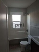 698 S Stone St in Decatur, IL - Building Photo - Building Photo