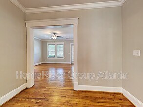 2320 Hosea L Williams Dr NE in Atlanta, GA - Building Photo - Building Photo