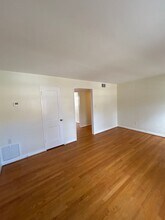 2425 Longview Ave SW in Roanoke, VA - Building Photo - Building Photo