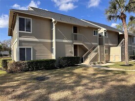 35 Magnolia Ave, Unit 35 in Ormond Beach, FL - Building Photo