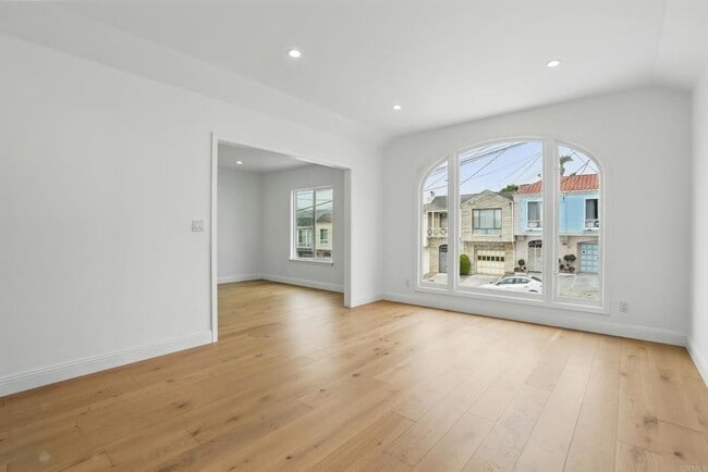 553 Valley St in San Francisco, CA - Building Photo - Building Photo