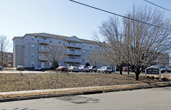 Argyle Avenue Senior in Nashville, TN - Building Photo - Building Photo