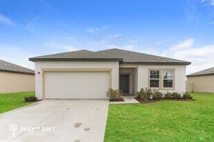 347 Kenilworth Dr in Kissimmee, FL - Building Photo
