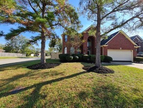 503 Nadia Way in Stafford, TX - Foto de edificio - Building Photo