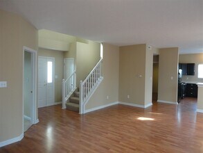 6889 N Karnes Dr in McCordsville, IN - Building Photo - Building Photo