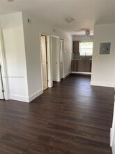 1864 NW 24th St in Miami, FL - Building Photo - Building Photo