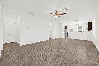 19634 Cat Spruce Ct in Porter, TX - Building Photo - Building Photo