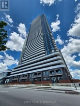 225-4225 Commerce St in Vaughan, ON - Building Photo - Building Photo