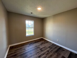 7075 Foxhall Dr in Horn Lake, MS - Building Photo - Building Photo