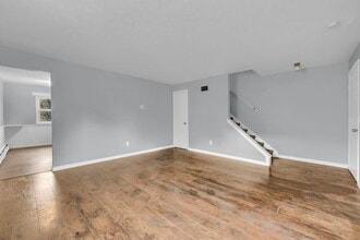 1726 Lexington Ave in Lorain, OH - Building Photo - Building Photo