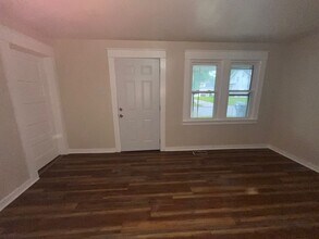 908 Walnut St in Anderson, IN - Building Photo - Building Photo
