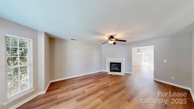 1838 Chinchester Ln in Charlotte, NC - Building Photo - Building Photo