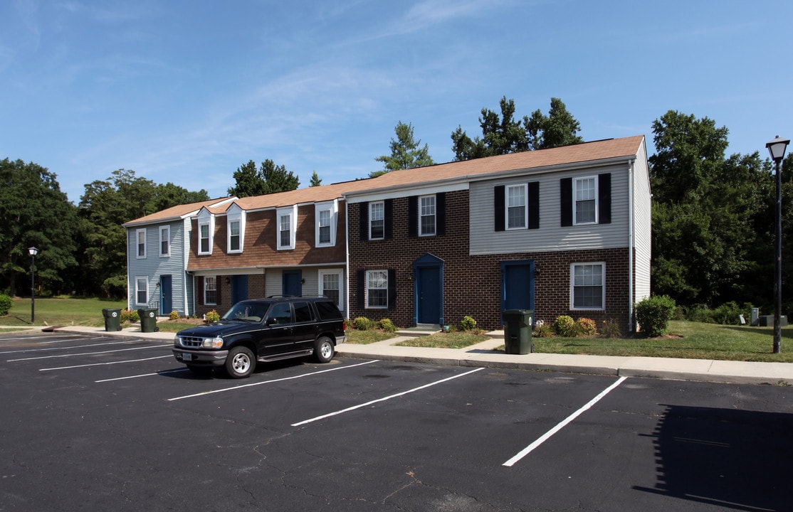 Carroll Laplata Village in La Plata, MD - Building Photo