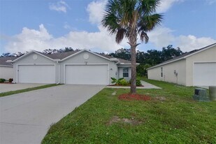 9095 Aegean Cir in Lehigh Acres, FL - Building Photo