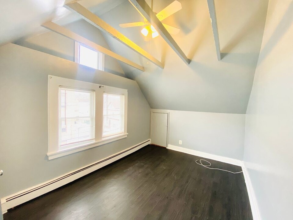 531 Valley St in Orange, NJ - Building Photo