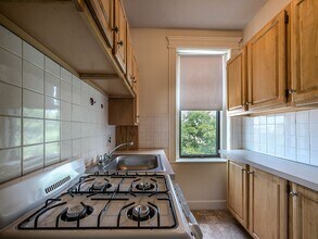 1161 Commonwealth Ave, Unit 33 in Boston, MA - Foto de edificio - Building Photo