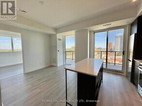 2369 Danforth Ave in Toronto, ON - Building Photo - Building Photo