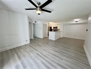 640 S Park Rd in Hollywood, FL - Building Photo - Building Photo
