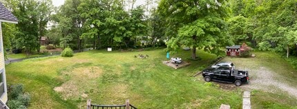 20 Collins Rd, Unit 20 in Canton, CT - Foto de edificio - Building Photo