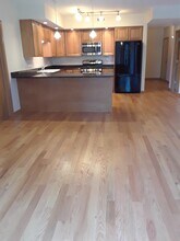 5761 W Higgins Ave in Chicago, IL - Building Photo - Building Photo