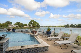 River House Apartments in Norfolk, VA - Building Photo - Building Photo