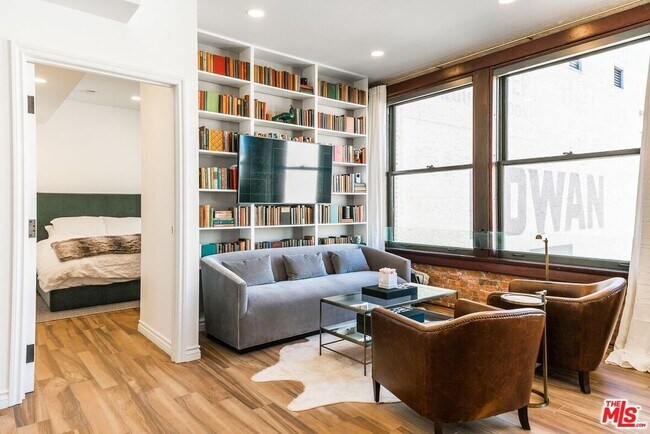 460 S Spring St in Los Angeles, CA - Building Photo - Building Photo