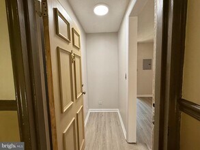 230 N George Mason Dr in Arlington, VA - Building Photo - Building Photo