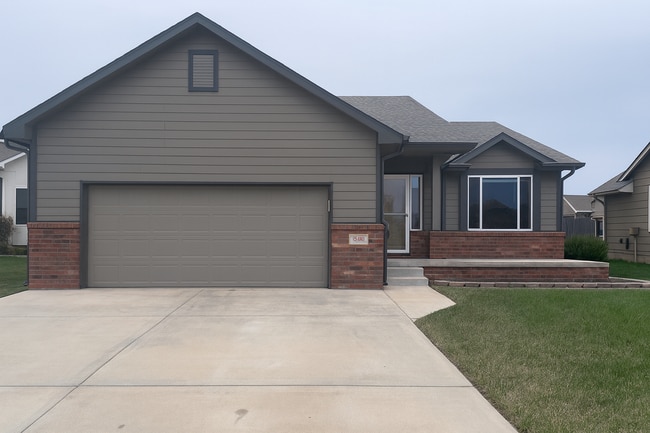 property at 5841 N Millsboro Cir