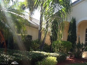 11620 Compass Point Dr in Ft. Myers, FL - Building Photo - Building Photo