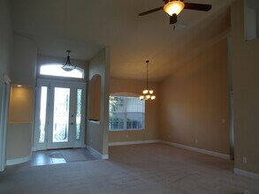 7 Cherokee Ct W in Palm Coast, FL - Building Photo - Building Photo