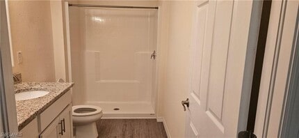 6004 S Moss Cir in La Belle, FL - Building Photo - Building Photo