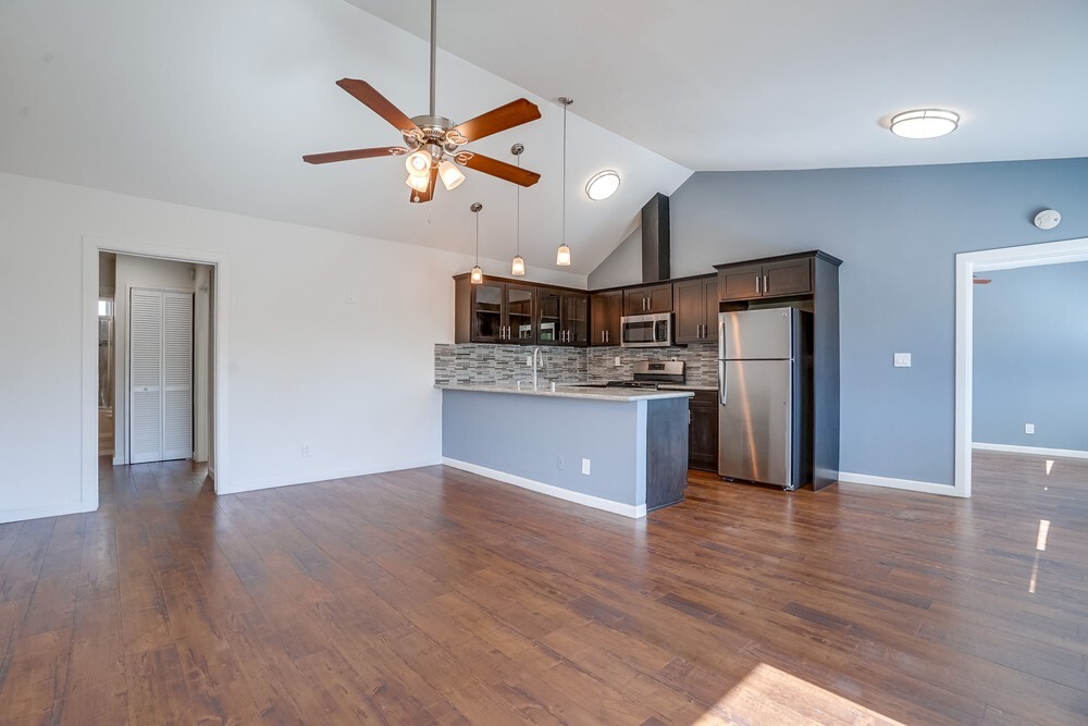 2026 S Shenandoah St in Los Angeles, CA - Building Photo