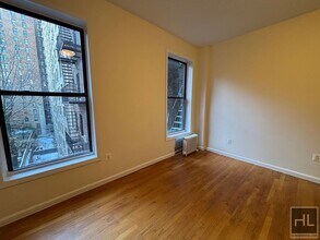 WEST 72 STREET in New York, NY - Building Photo - Building Photo