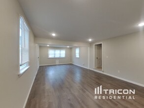 34 Fahnestock Rd in Malvern, PA - Building Photo - Building Photo