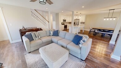 103 Hillock Dr in Powells Point, NC - Building Photo - Building Photo