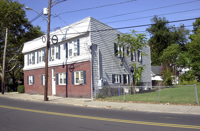 217-219 Hillside Ave in Hillside, NJ - Building Photo - Building Photo