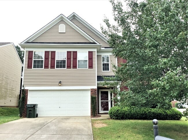 property at 11 Knoll Ridge Dr