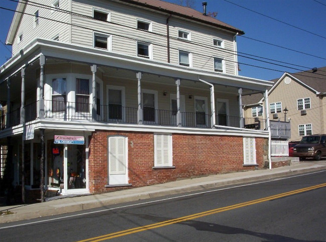 1-3 N Main St in Monroe, NY - Building Photo - Building Photo