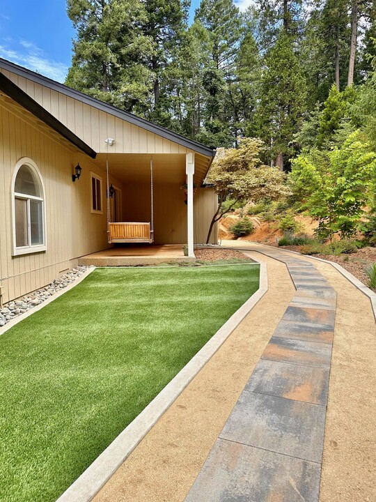 12614 Short Cir in Nevada City, CA - Building Photo