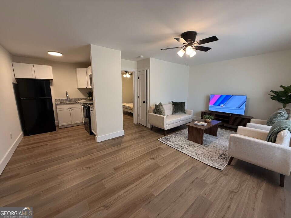 1020 College Ave in Athens, GA - Building Photo