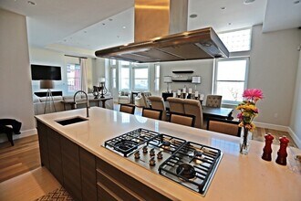9 Park St in Boston, MA - Building Photo - Building Photo