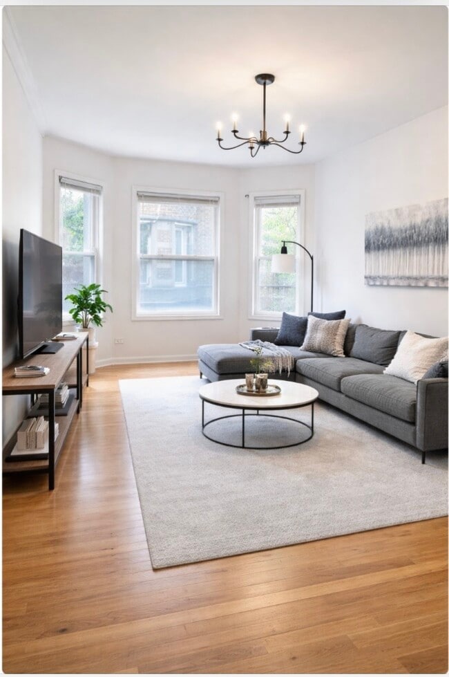 1622 W Farwell Ave, Unit b in Chicago, IL - Foto de edificio - Building Photo