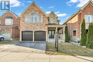 1337 Woodstream Ave in Oshawa, ON - Building Photo