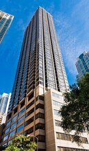 30 E Huron St, Unit 3710 in Chicago, IL - Foto de edificio - Building Photo