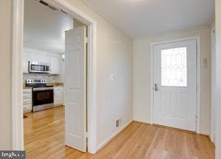 8931 Park Forest Dr in Springfield, VA - Building Photo - Building Photo