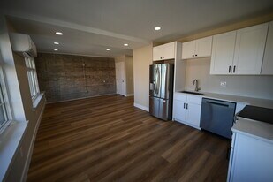 208 S Jackson St in Jackson, MI - Building Photo